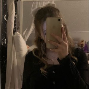 Meet your Posher, Olivia